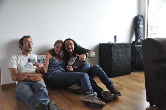 Foto de despedida do Douglas, em seu apartamento em Bogotá - Colômbia, um pouco antes de partirmos para o norte do país
